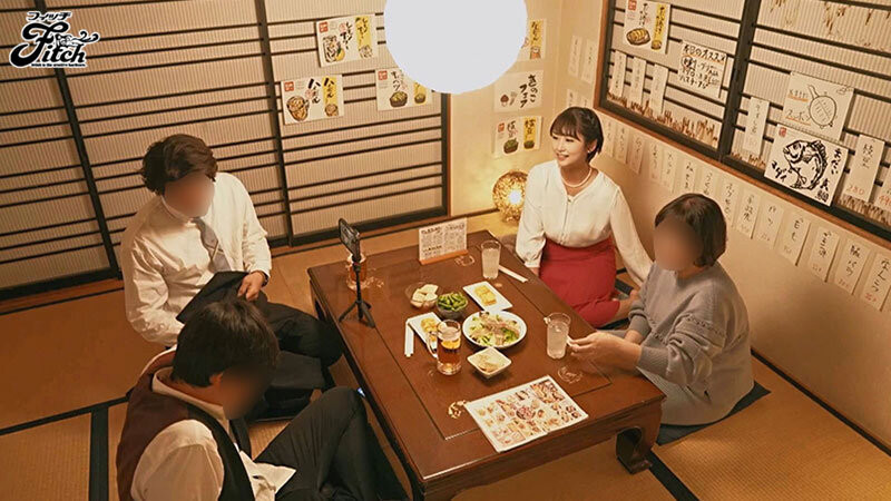 (DEAB-003)在家里出道的超完美 F 奶人妻！但她的脸蛋有钱？