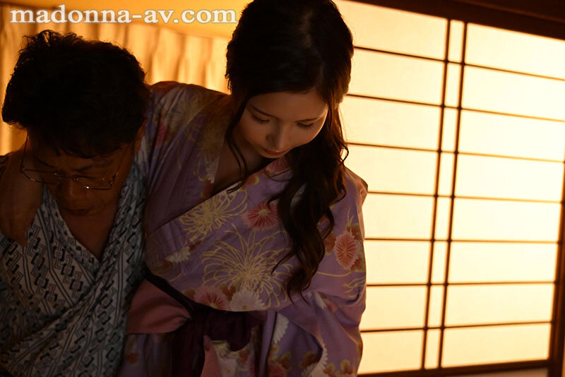 松野蘭(松野兰)作品 JUR-148 发布！人妻社员参加都是男员工温泉旅行，酒后惨遭众人轮奸中出