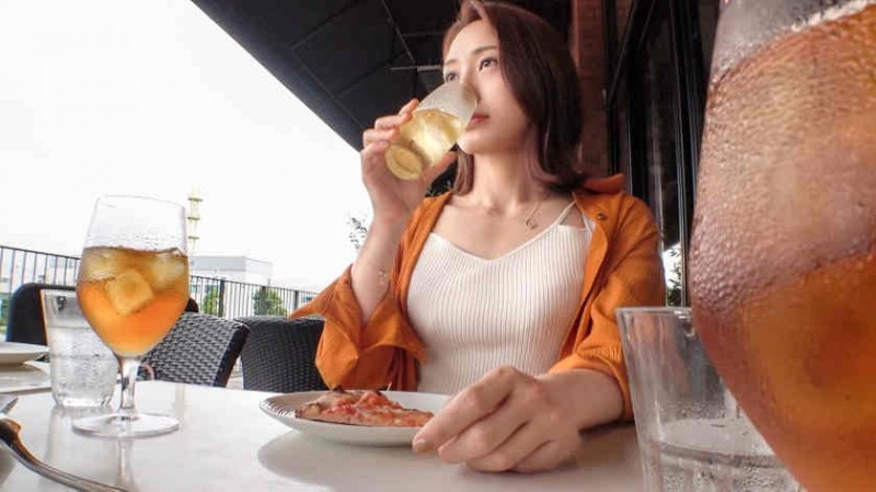 ABW-057 蜜美杏丝袜 OL