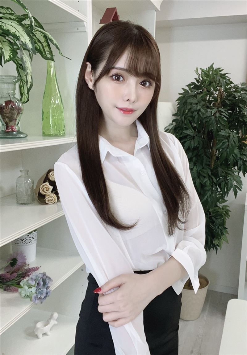 自称抖M是个超级被虐狂!「最强美腿」新有菜放话:准备来台湾找老公