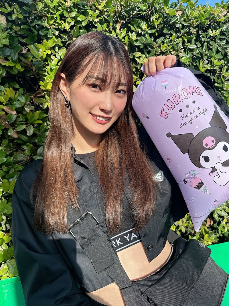 不发文又删光自我介绍!美谷朱里有事吗?