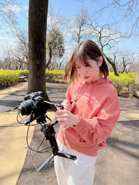 这导演比女优还专业？あおいれな(葵玲奈)引退成为真·全裸监督