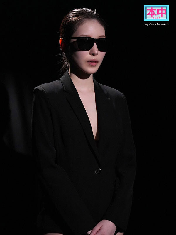 (HMN-776)恶搞世界奇妙物语!香水じゅん(香水纯)演出五个荒淫的故事!