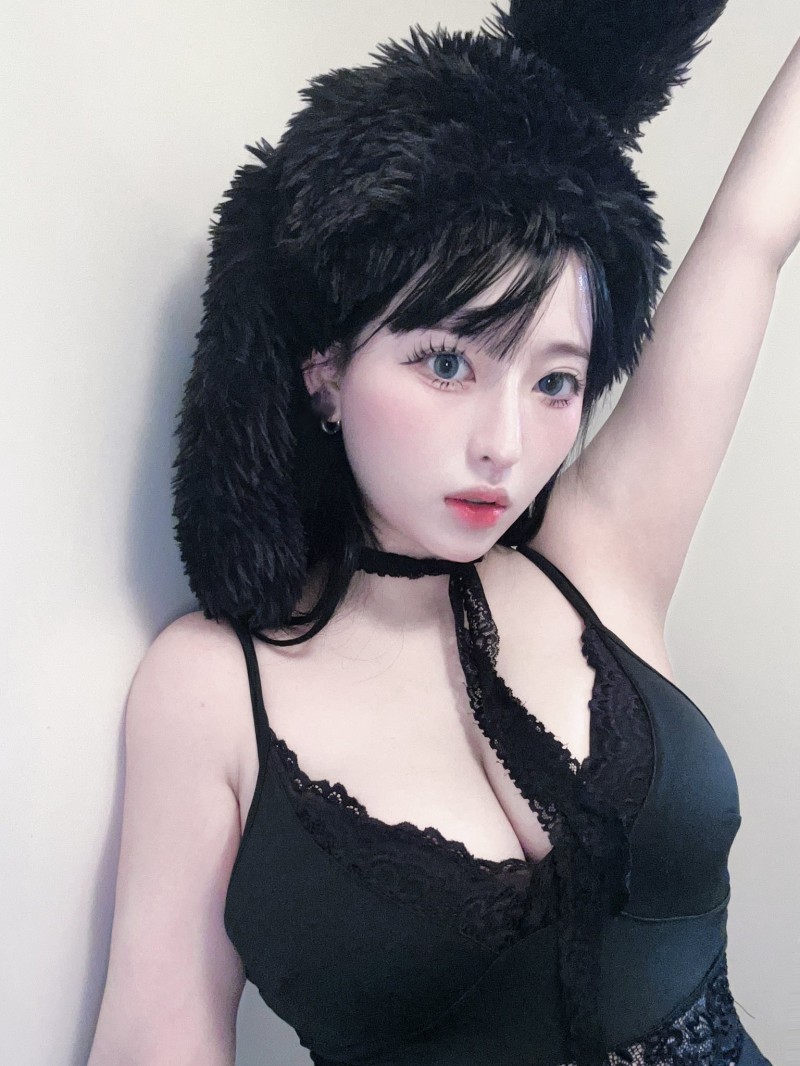 最后一支作品4月发?天然I罩杯的她接下来要⋯