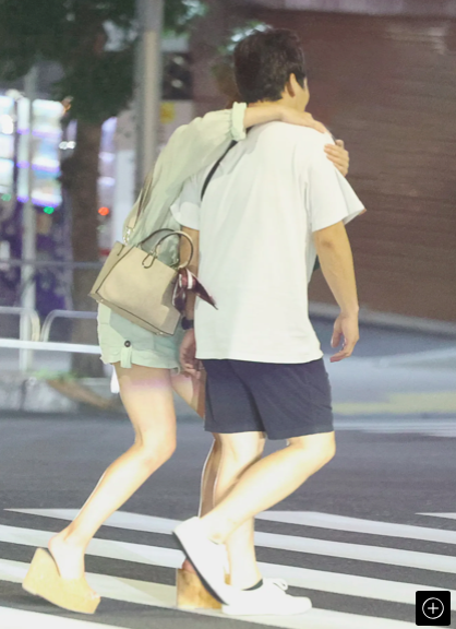 抓到了!美乃すずめ(美乃雀)和搞笑艺人过夜!