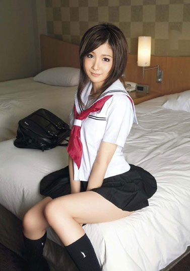 最新推荐!JK制服美少女「秋元美由」精选作品介绍……