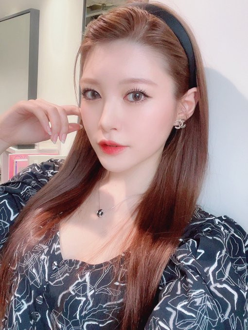 对鼻子不满意!相沢みなみ(相泽南)去塑形了!