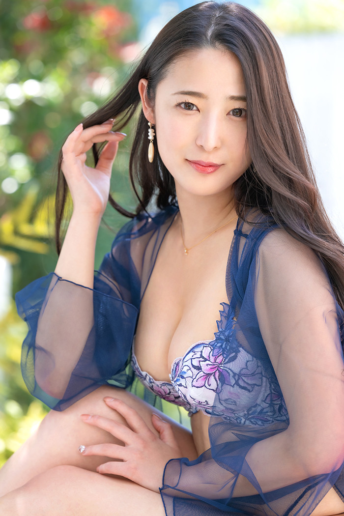 松岡すず(松冈铃)作品KBI-083发布!史上第一人!登出蚊香社、下一站是KANBi