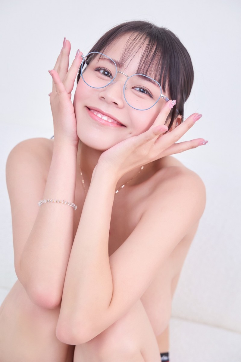 活动老被乱摸⋯田野忧决定反击了!