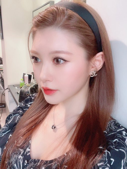 对鼻子不满意!相沢みなみ(相泽南)去塑形了!