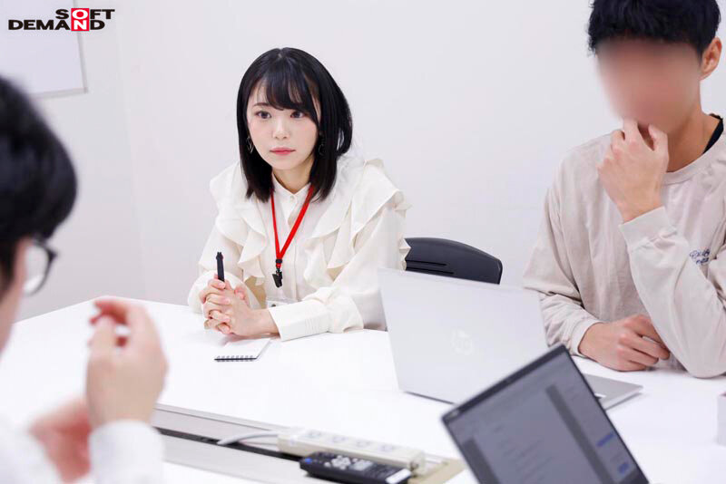 这个长相萝莉又有着F奶的SOD女子社员其实早就被无码卖家射过了?