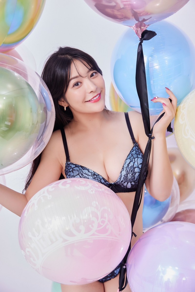 めぐり(惠理):妈妈常打电话来问我要做这一行到什么时候?