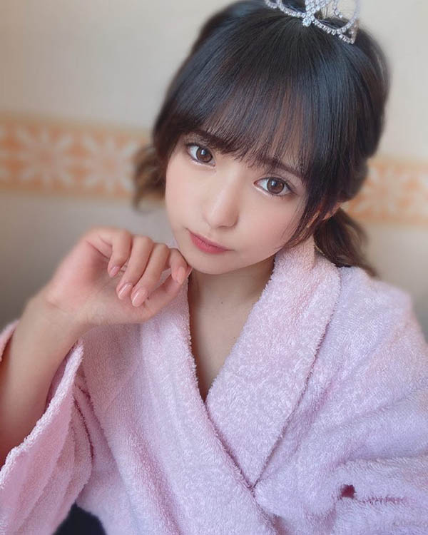 最新推荐！23岁性感小只马《渚三月》精选作品介绍……