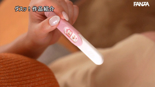 桃园怜奈(PFES-119) 巨乳妹背部拉伤找技师到府按摩！在同居男友旁被摸下体疯狂NTR！