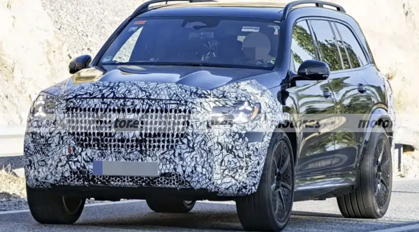 新款奔驰GLS造型提前曝光 采用全新灯组造型 新款奔驰GLS造型提前曝光 采用全新灯组造型