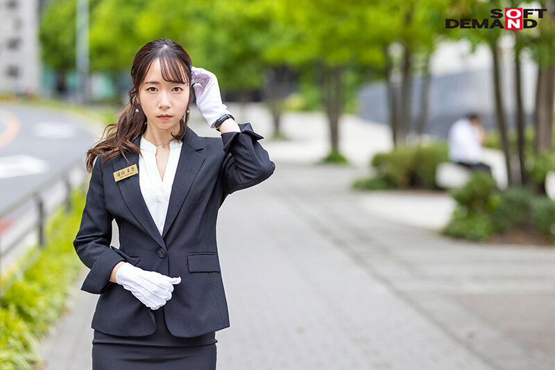 遠山まき(远山真希)出道作品SDTH-027发布!表面正经的珠宝店员⋯随便一抠就变水龙头了!