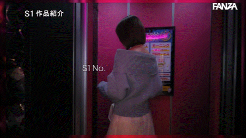 (SNOS-233)手牵手开房间！河北彩伽疯狂料理M男！