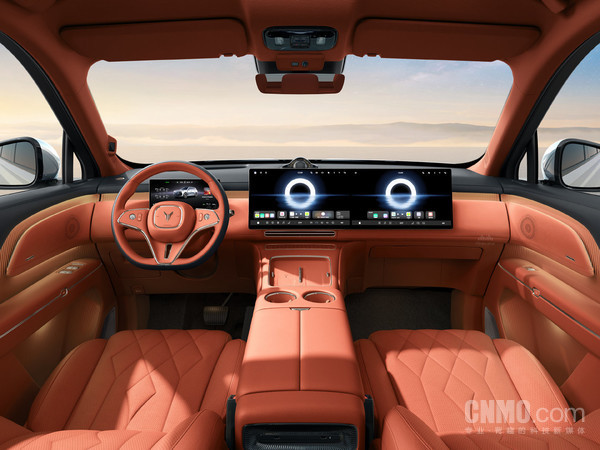 岚图卢放：岚图泰山X8价值超越期待 价格值得期待！