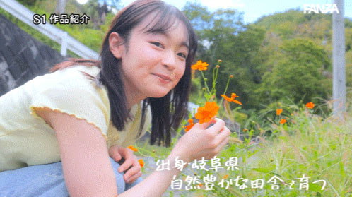 白花仁爱(SNOS-155) 「G奶可爱声优」S1专属出道,「棉花糖般的柔软大奶」太有看点…