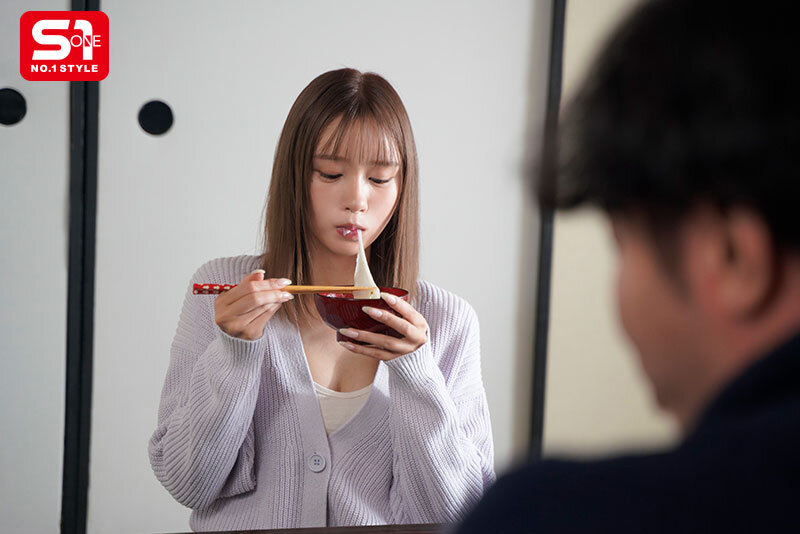 儿玉七海(SNOS-219) 放假不回家!「巨乳女大生」找舍监取暖,不小心就大干好几场