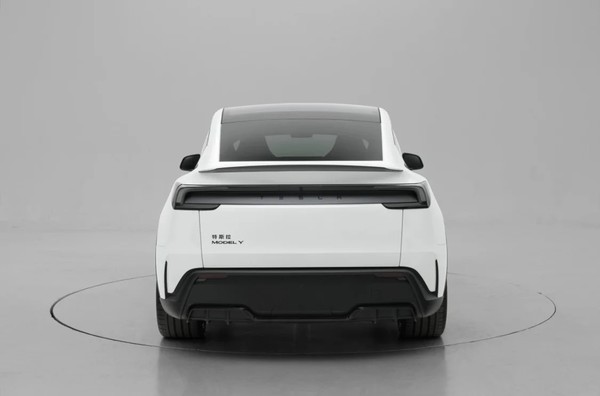 新款特斯拉Model Y申报:或为性能版车型 新款特斯拉Model Y申报:或为性能版车型